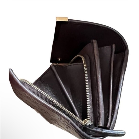 GUCCI Guccisima brown leather long wallet. - Picture 8 of 13